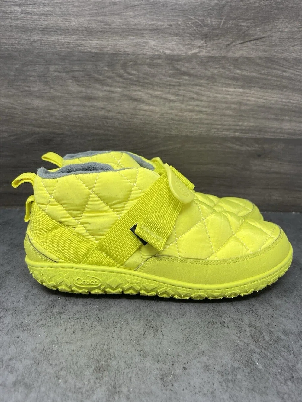 Chaco Ramble Puff Shoes Womens Size 8 Hi Vis Green Slip On Buckle